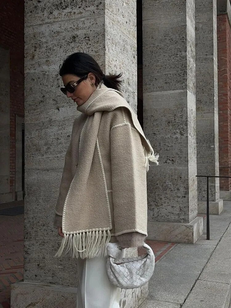 Veste 2 en 1 avec écharpe intégrée