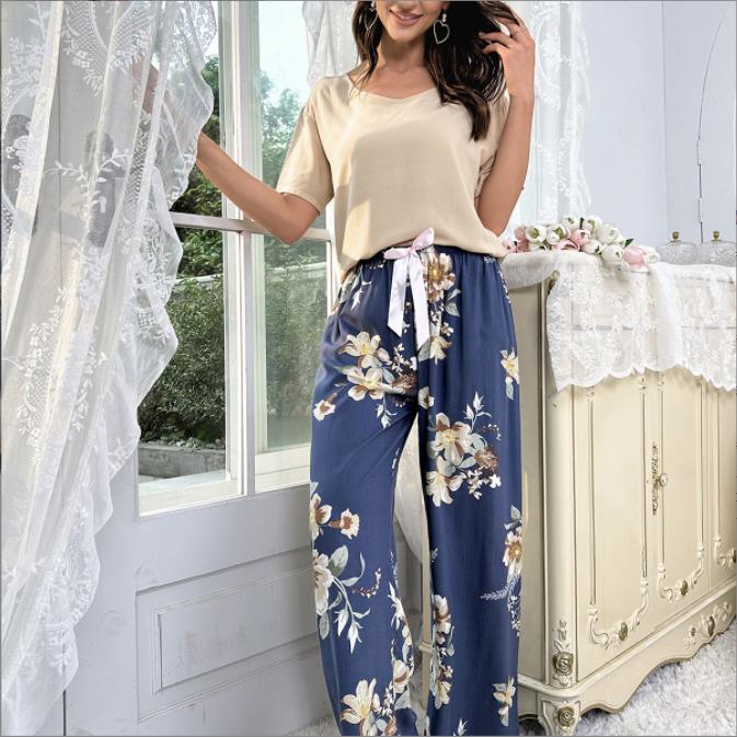 Pyjama d'été fluide en viscose - Motif floral