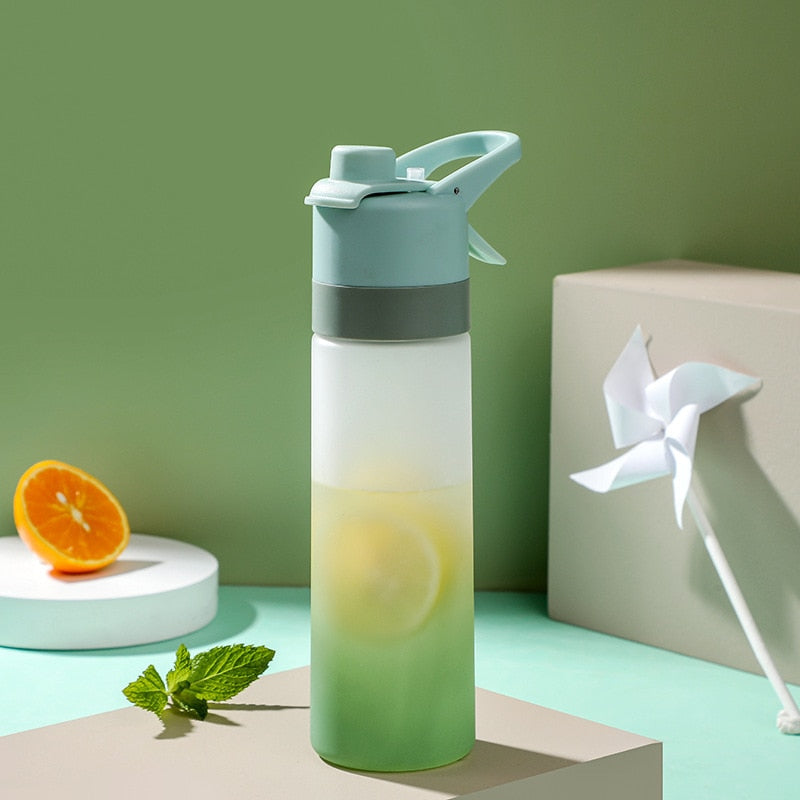 Water'brum : La bouteille d'eau rafraichissante avec brumisateur intégré