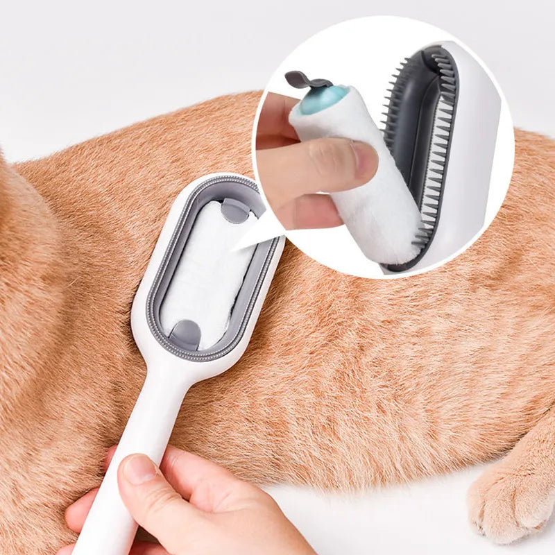 Brosse à poils pour animaux avec réservoir d'eau