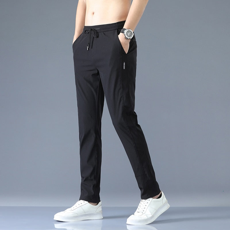 Pantalon stretch coupe droite ULTRA léger