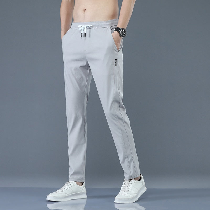 Pantalon stretch coupe droite ULTRA léger