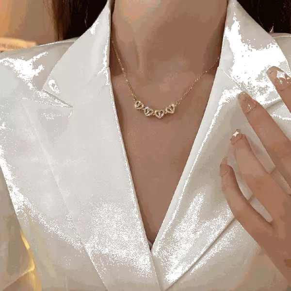 Collier magnétique 2 en 1 - Coeurs ou Trèfle - DealValley