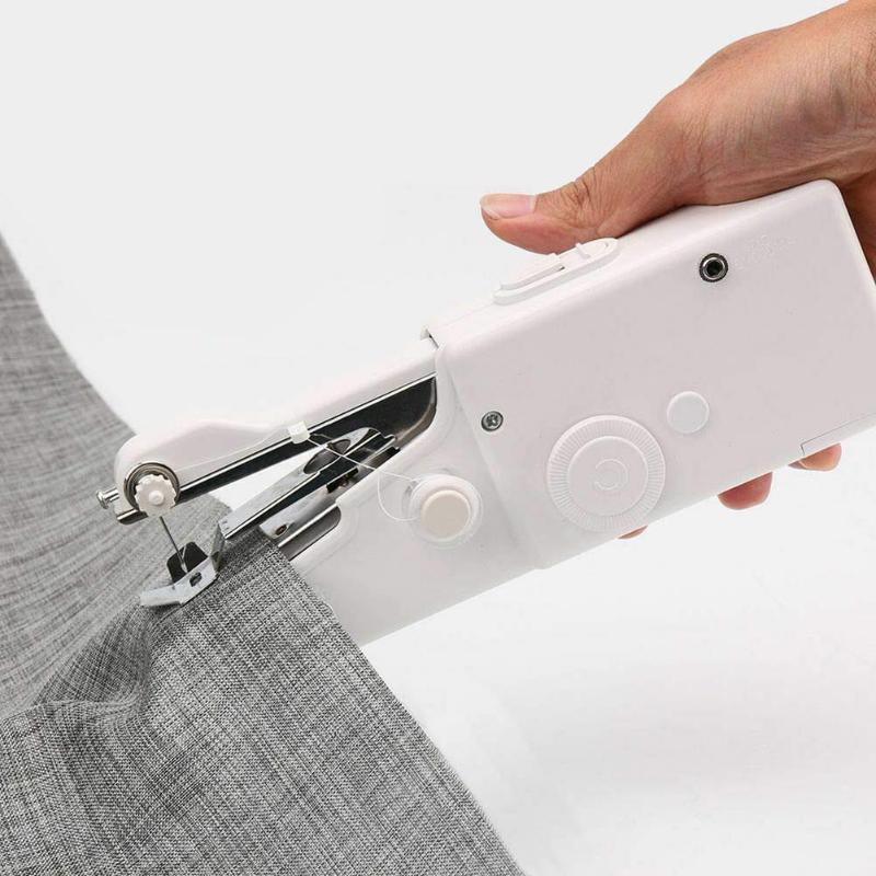 Mini machine à coudre portable + Kit couture 68 pièces 