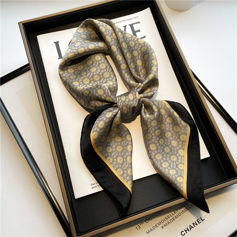 Foulard en soie - Différents imprimés