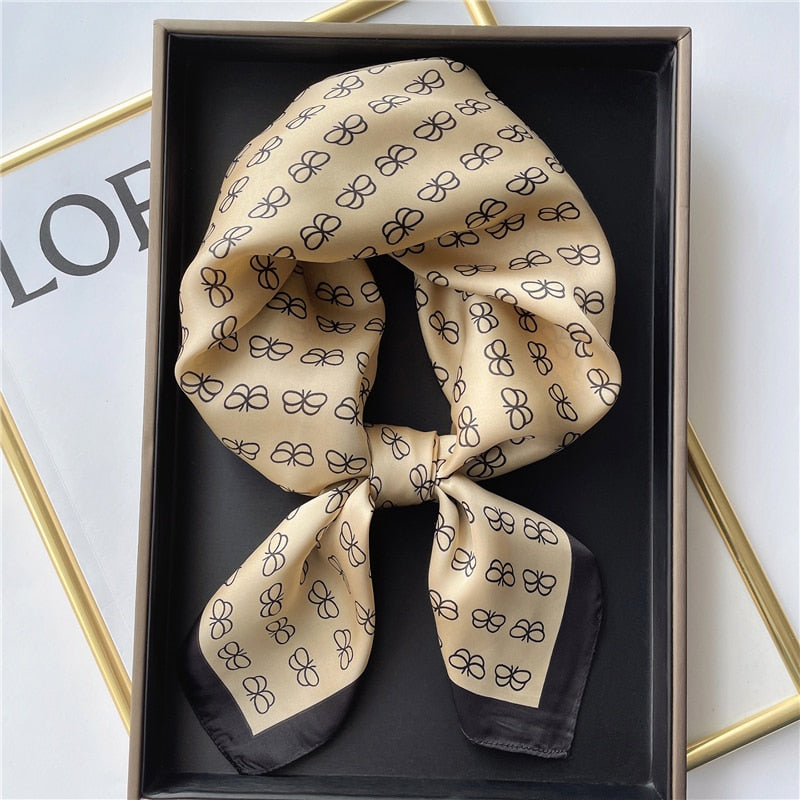 Foulard en soie - Différents imprimés