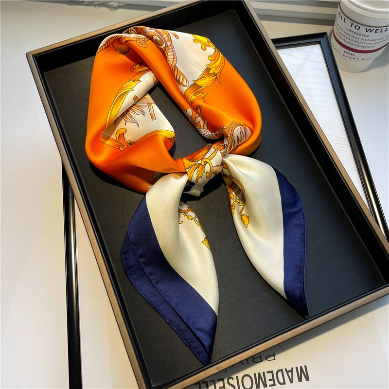 Foulard en soie - Différents imprimés