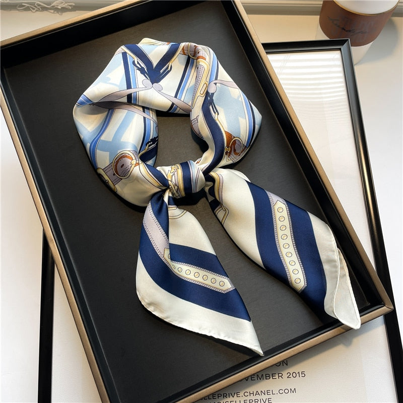 Foulard en soie - Différents imprimés