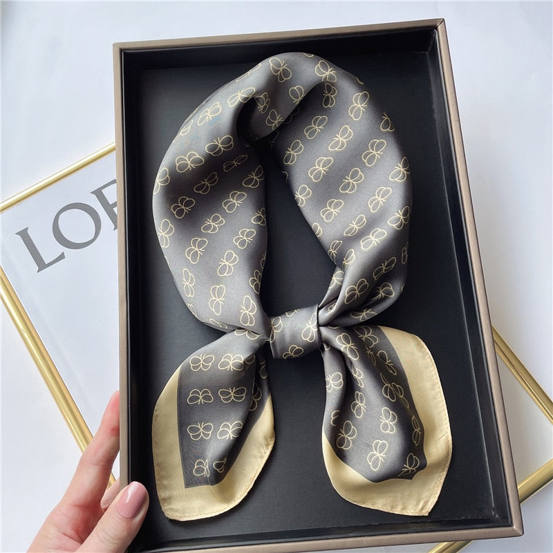 Foulard en soie - Différents imprimés