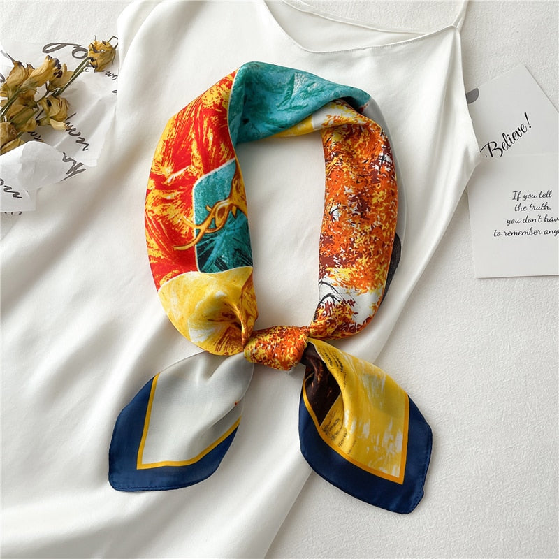 Foulard en soie - Différents imprimés
