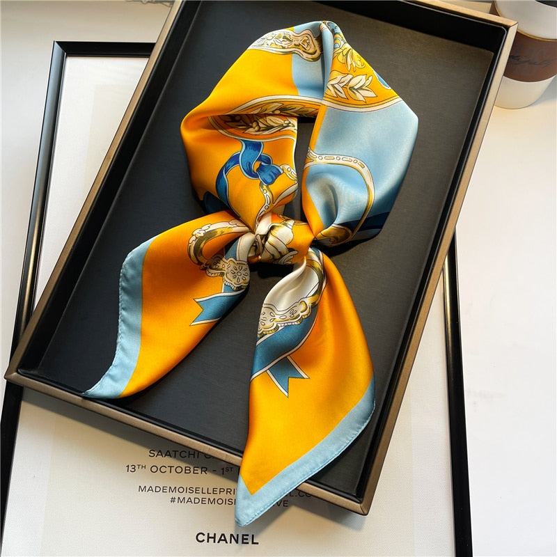 Foulard en soie - Différents imprimés