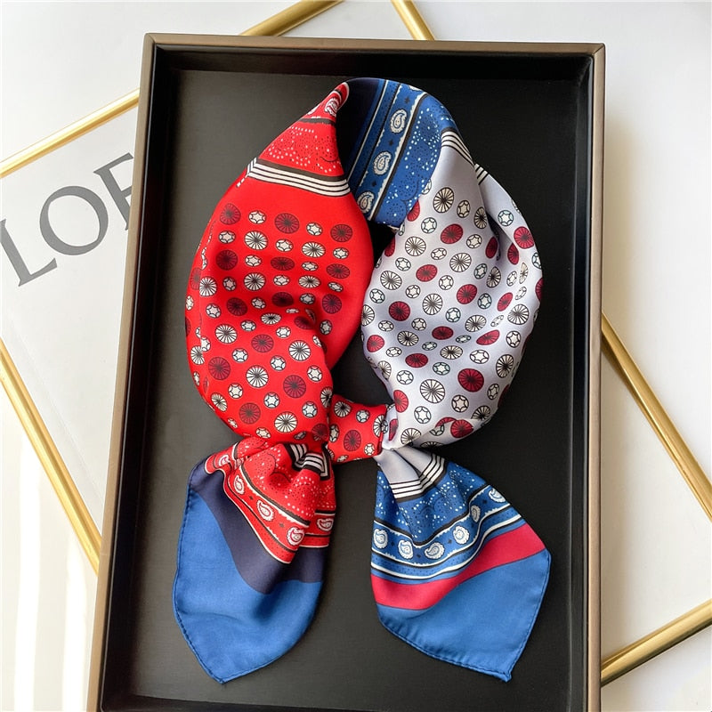 Foulard en soie - Différents imprimés