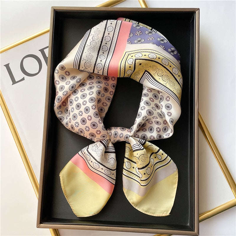 Foulard en soie - Différents imprimés