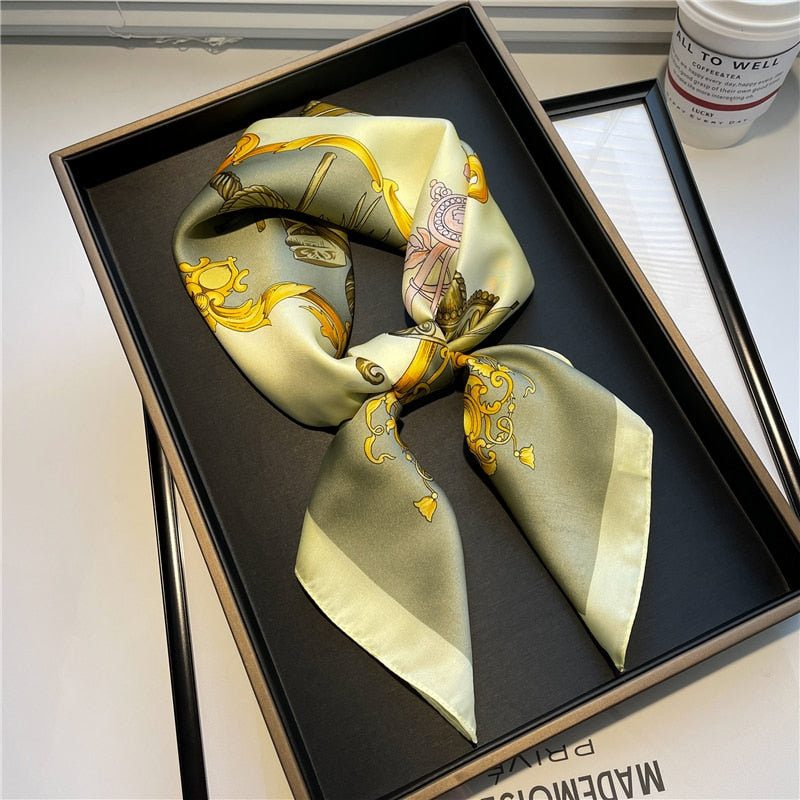 Foulard en soie - Différents imprimés