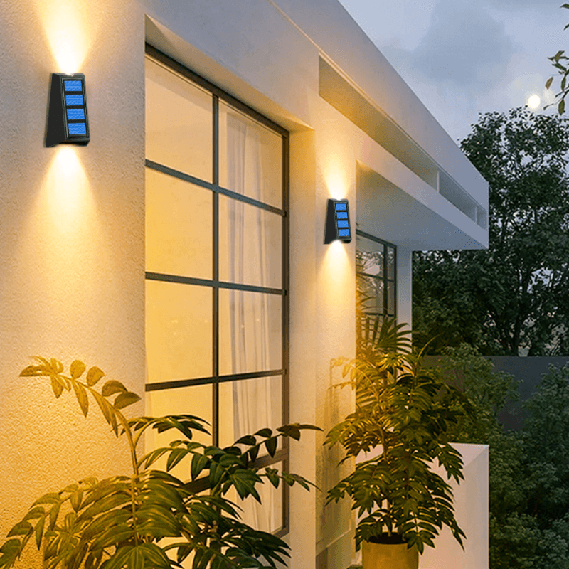 Lot de 4 Appliques murales solaires RVB - DealValley