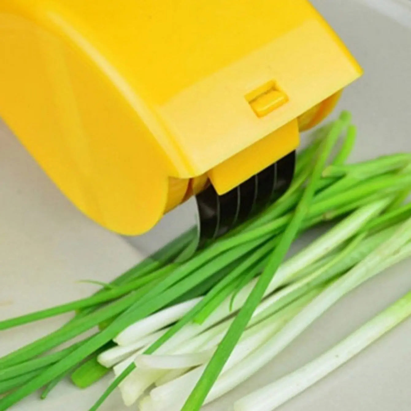 Rouleau de Cuisine Multifonctions à Ciseler