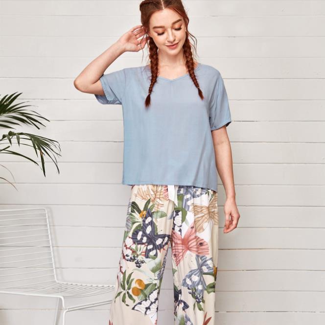 Pyjama d'été fluide en viscose - Motif floral