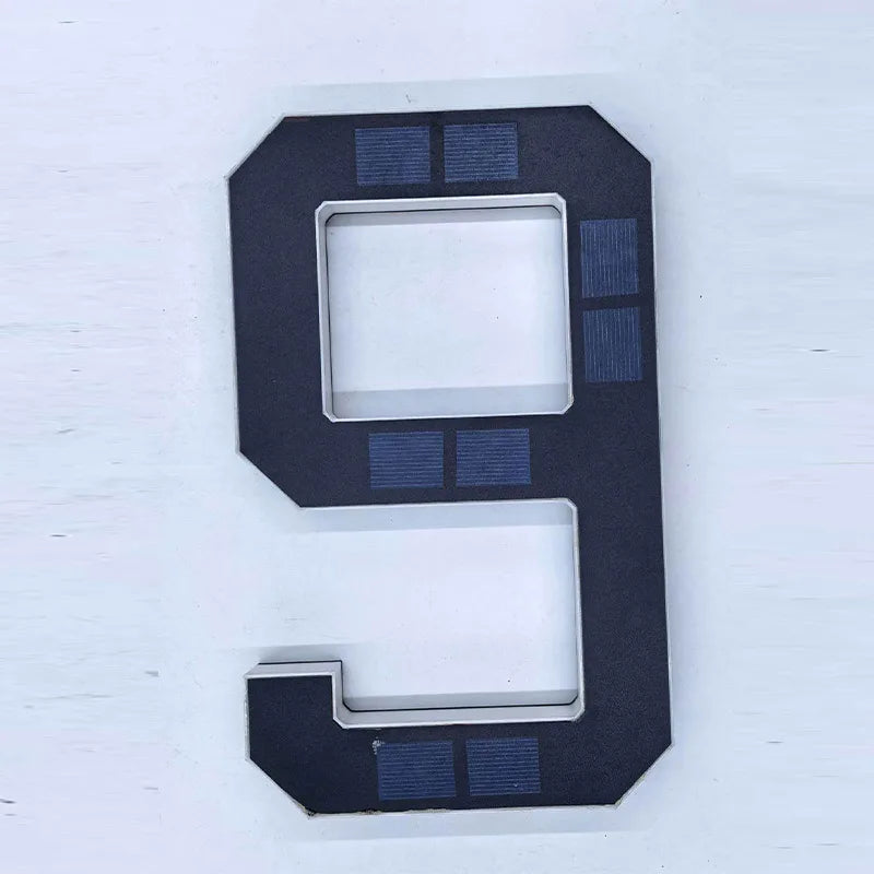 Plaque Numéro de Maison Solaire LED 12CM – Panneau d’Adresse Lumineux Étanche pour Extérieur