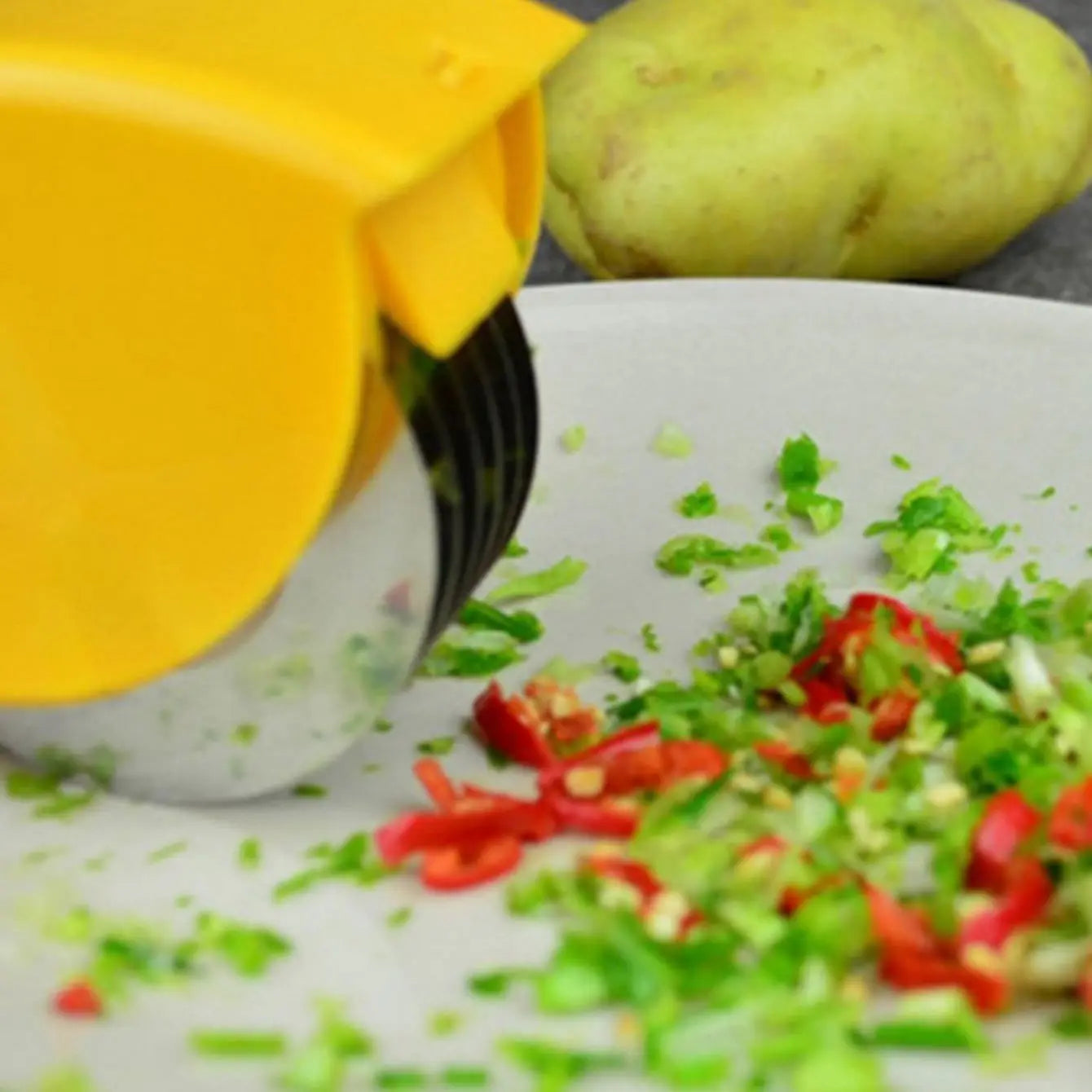 Rouleau de Cuisine Multifonctions à Ciseler