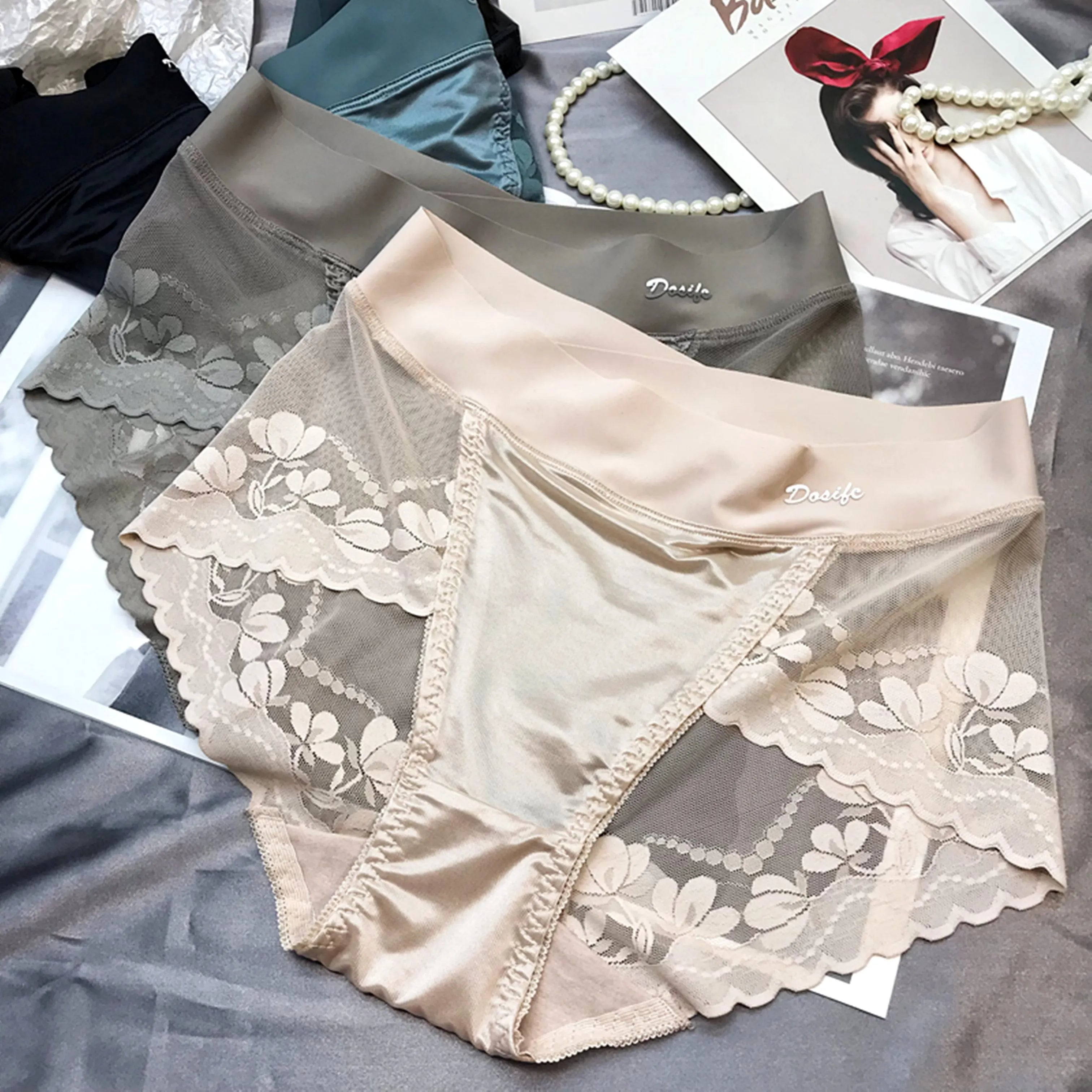 Lot de 3 Culottes Sexy en Soie Glacée et Dentelle Florale