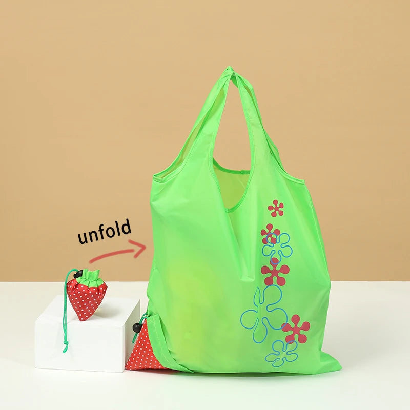 STRAWBY - Sac de Course Réutilisable & Pliable en Fraise - 1 ACHETÉ = 1 OFFERT